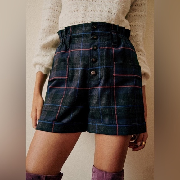 Sezane Pants - Sezane Ellis wool shorts in  Swedish Checks